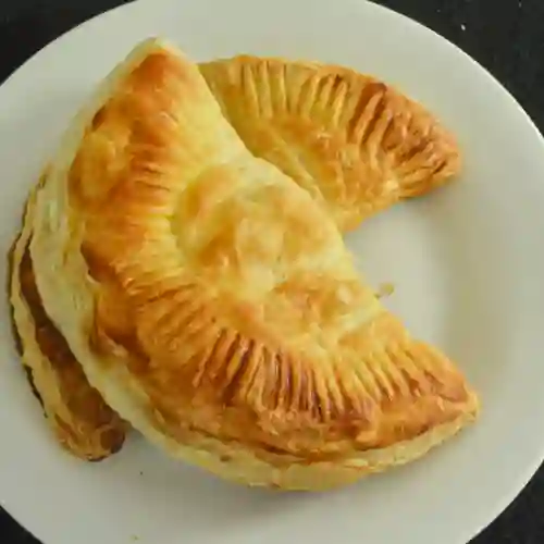 Empanada de Queso Hojaldre