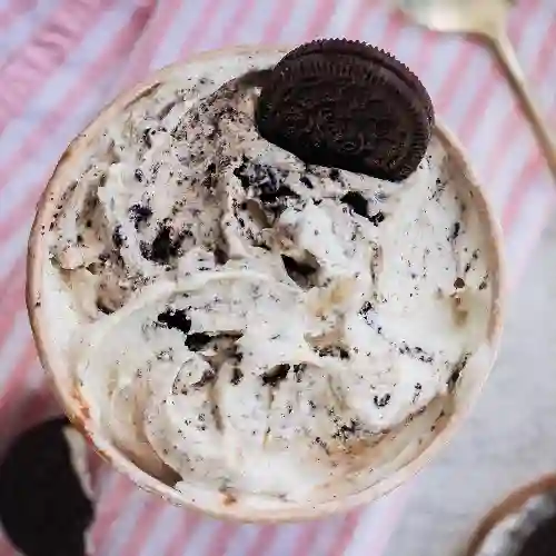 Chocolate Blanco Oreo y Caramelo