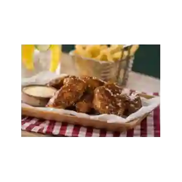 Alitas en Salsa Picante + Bebida de 1/2