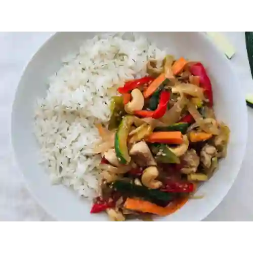 Salteado de Pollo con Verduras