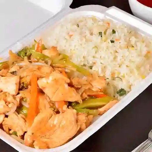 Chapsui de Pollo con Arroz