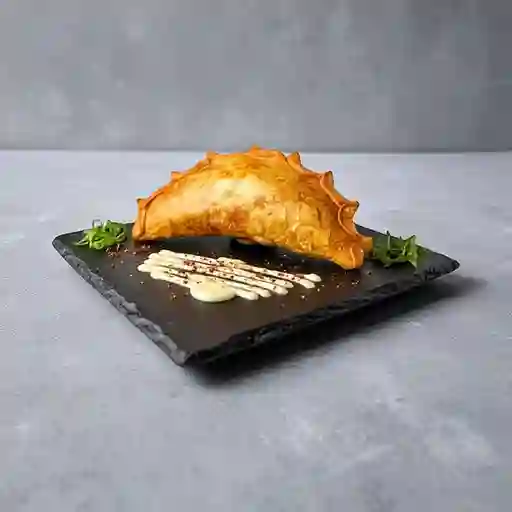 Empanada Palmito Queso Cebollín