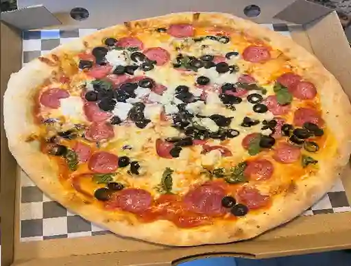 Pizza Delizia