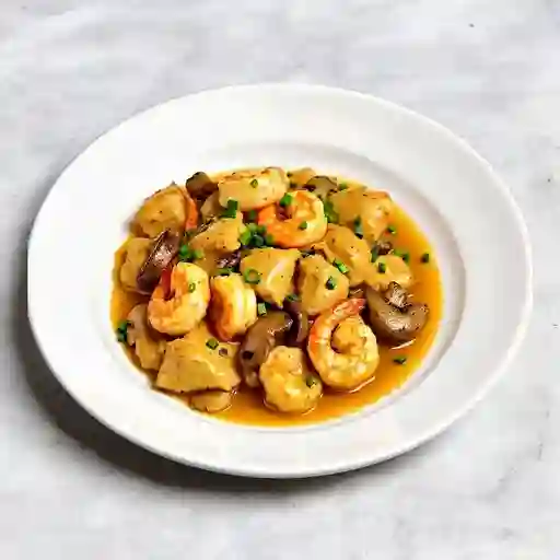 Pollo Camarón con Champiñones