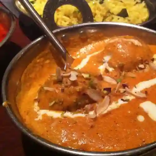 Badaami murgh + basmati rice