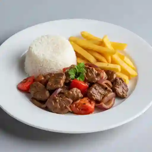 Filete saltado clásico