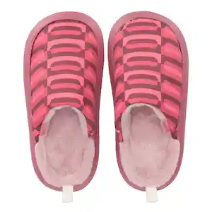 Pantuflas Acolchadas Con Diseño Rojo 39/40