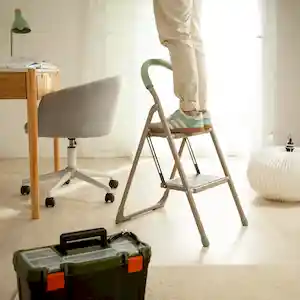 Escalera Plegable Metal 2 Peldaños 39.5 x 54 x 81 cm