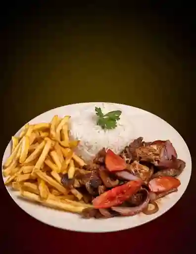 Pollo Saltado