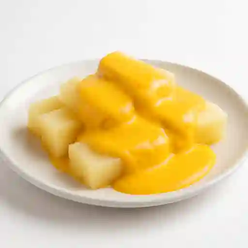 Yucas a la Huancaína