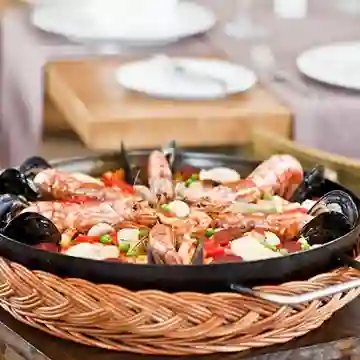 Paella don javier (precio por 2 porc)