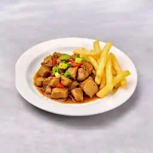 Cerdo cantones con papas fritas