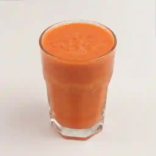 Licuado de Naranja, Zanahoria y Frutilla