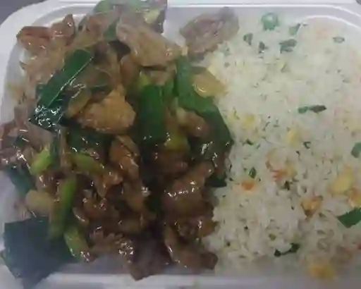 Carne Mongoliana con Arroz