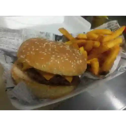 Burger Doble Chèdar + Papas Fritas