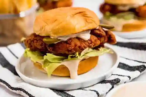 Sandwich de Pollo Cajamarquino.