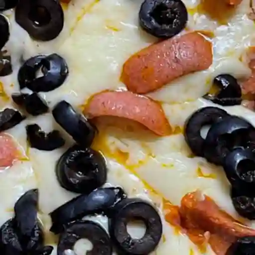 Pizza La Santa Laura