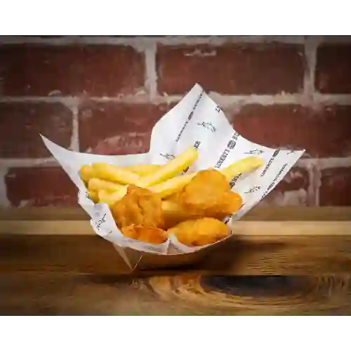 Kid's menu, pops con papas fritas