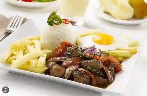 Lomo Saltado a Lo Pobre