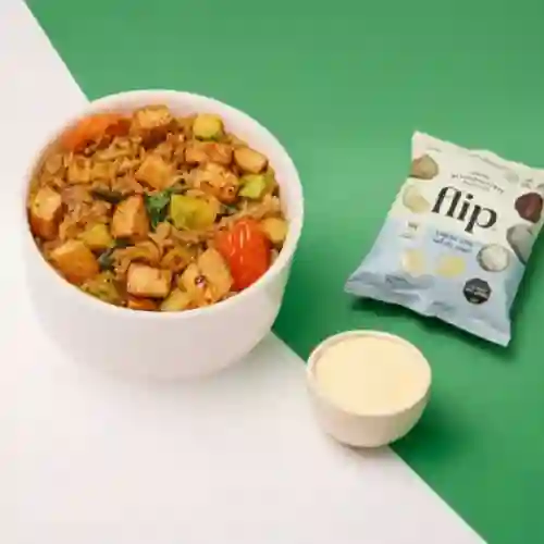 Salteado de Pollo Teri + Papas Flip