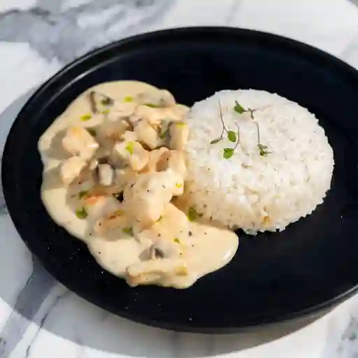 Pollo champiñón con arroz