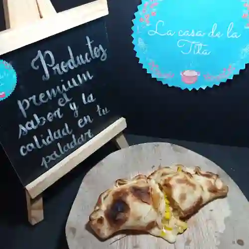 Empanada Choclo-Pollo-Queso