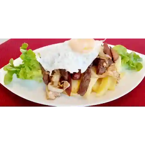 Chorrillana a la Peruana