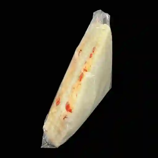 Sándwich Miga de Ave y Pimentón