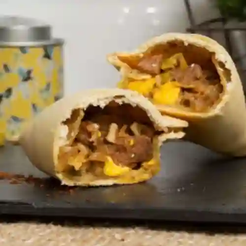 Empanada de Carne Picada a Cuchillo