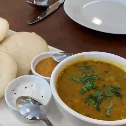 Idli Sambar (2 Piece)