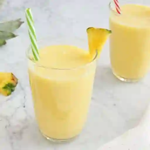 Jugo Piña con Leche 16 Oz
