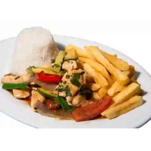 Pollo Saltado