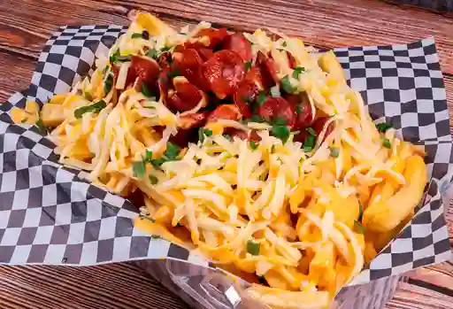 Papas Fritas con Chorizo Grande