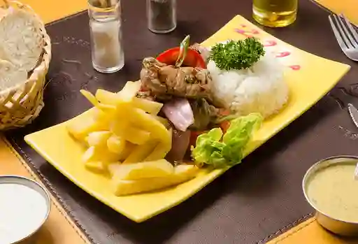 Lomo Saltado
