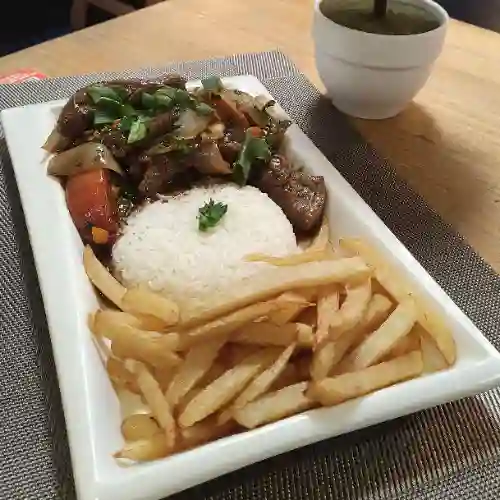 Lomo Saltado