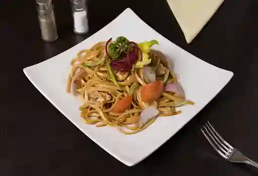 Combo Tallarín Saltado