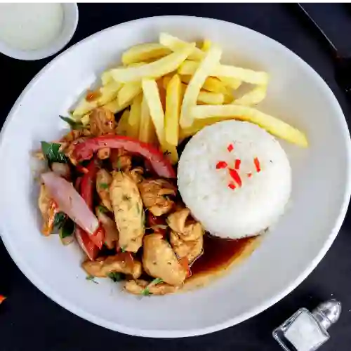 Pollo Salteado