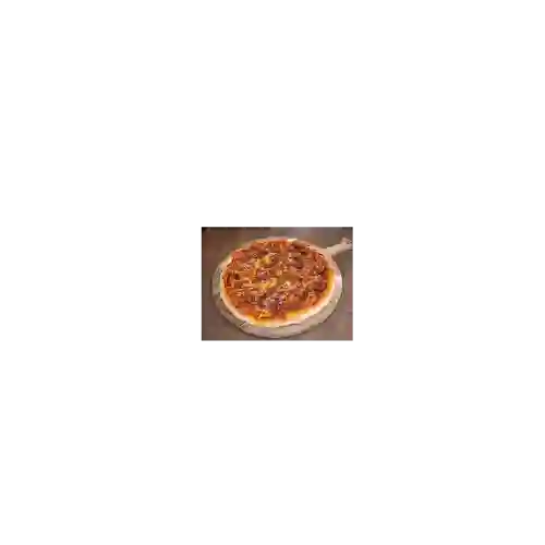 Pizza Antipasto Familiar