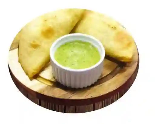 Empanada Operada Pollo Mechado