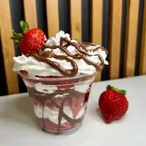 Frutilla con Crema Pequeña