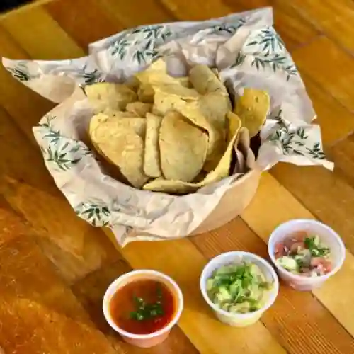 Totopos (nachos)