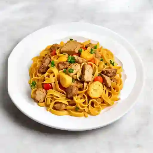 Tallarín Salteado Mixto