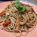 Tallarín Saltado Vegano