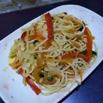 Fideo Salteado