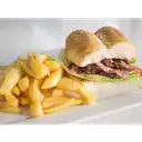 Sándwich de Lomo Saltado