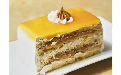 Pastel Panqueque Lúcuma Manjar