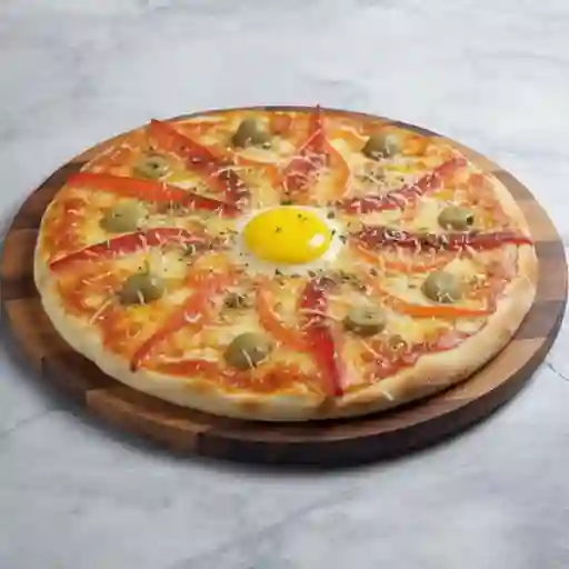 Pizza Jamón Morrones y Huevo