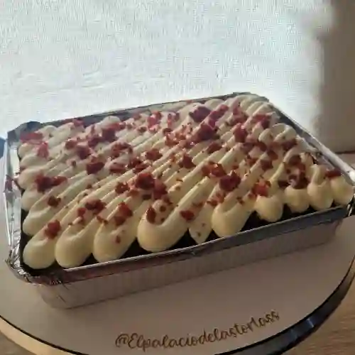 Torta Red Velvet (Bandeja 6P)