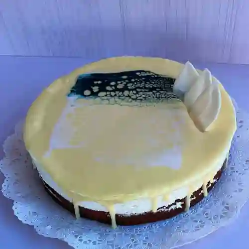 Lemon Mousse Cake