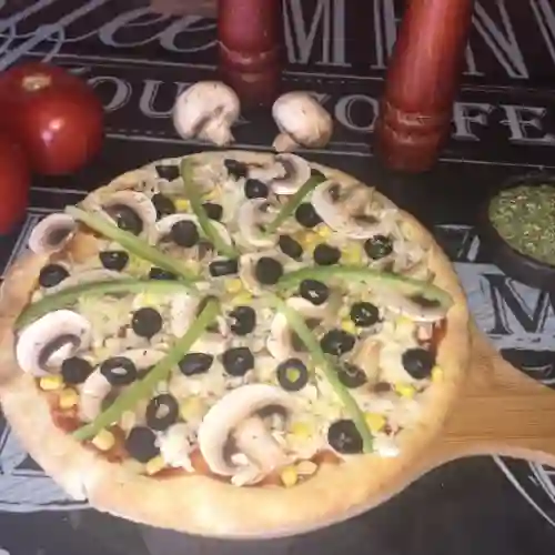 Pizza Vegetariana Familiar 40Cm